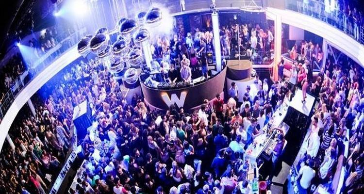 National Geographic: &Omicron;&iota; 10 &pi;ό&lambda;&epsilon;&iota;&sigmaf; &gamma;&iota;&alpha; &tau;&omicron; &kappa;&alpha;&lambda;ύ&tau;&epsilon;&rho;&omicron; &xi;&epsilon;&nu;ύ&chi;&tau;&iota; | &Eta; &epsilon;&lambda;&lambda;&eta;&nu;&iota;&kappa;ή &pi;&omicron;&upsilon; &mu;&alpha;&gamma;&epsilon;ύ&epsilon;&iota; &tau;&eta;&nu; &upsilon;&phi;ή&lambda;&iota;&omicron; (photos)