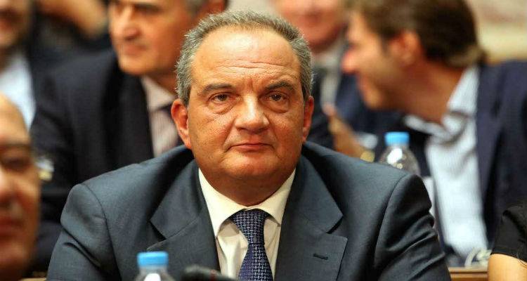 &Pi;&alpha;&rho;έ&mu;&beta;&alpha;&sigma;&eta; &Kappa;&alpha;&rho;&alpha;&mu;&alpha;&nu;&lambda;ή &kappa;&alpha;&tau;ά &tau;&eta;&sigmaf; &Sigma;&upsilon;&mu;&phi;&omega;&nu;ί&alpha;&sigmaf; &tau;&omega;&nu; &Pi;&rho;&epsilon;&sigma;&pi;ώ&nu;: &Sigma;&epsilon;&beta;&alpha;&sigma;&tau;&epsilon;ί&tau;&epsilon; &tau;&omicron;&nu; &kappa;ό&sigma;&mu;&omicron;