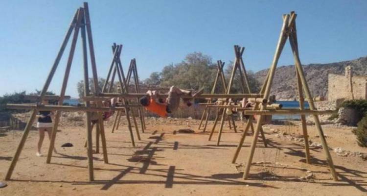 &Gamma;&upsilon;&rho;ί&sigma;&tau;&eta;&kappa;&epsilon; Survivor &sigma;&epsilon; &nu;&eta;&sigma;ά&kappa;&iota; &tau;&omicron;&upsilon; &Alpha;&iota;&gamma;&alpha;ί&omicron;&upsilon; (photos)