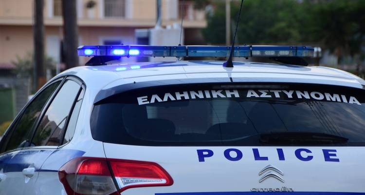Νέα σύλληψη 62χρονης στη Μυτιλήνη | Μέλος κυκλώματος που εξαπατούσε ηλικιωμένους με πρόσχημα επείγοντα χειρουργεία