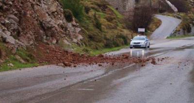 katolisthiseis-se-dromous-tis-limnou-plimmyrika-fainomena-sti-myrina