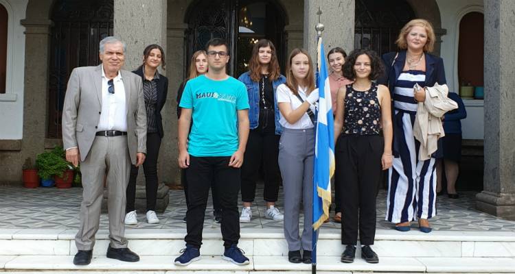 Το ΓΕ.Λ. Μούδρου τίμησε την 8η Οκτωβρίου (photos)