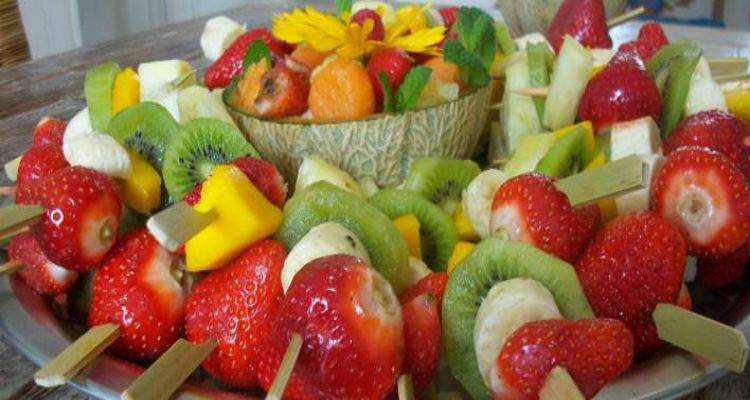 Ελληνικές φράουλες, μανταρίνια και ακτινίδια σε Μέση Ανατολή και Ασία