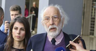 &Lambda;&upsilon;&kappa;&omicron;&upsilon;&rho;έ&zeta;&omicron;&sigmaf;: &Delta;&epsilon;&nu; &mu;&epsilon; &alpha;&phi;&omicron;&rho;ά &eta; &laquo;&mu;&alpha;&phi;ί&alpha; &tau;&omega;&nu; &phi;&upsilon;&lambda;&alpha;&kappa;ώ&nu;&raquo;, &kappa;&alpha;&kappa;ώ&sigmaf; &sigma;&upsilon;&nu;&delta;έ&theta;&eta;&kappa;&epsilon; &tau;&omicron; ό&nu;&omicron;&mu;ά &mu;&omicron;&upsilon;