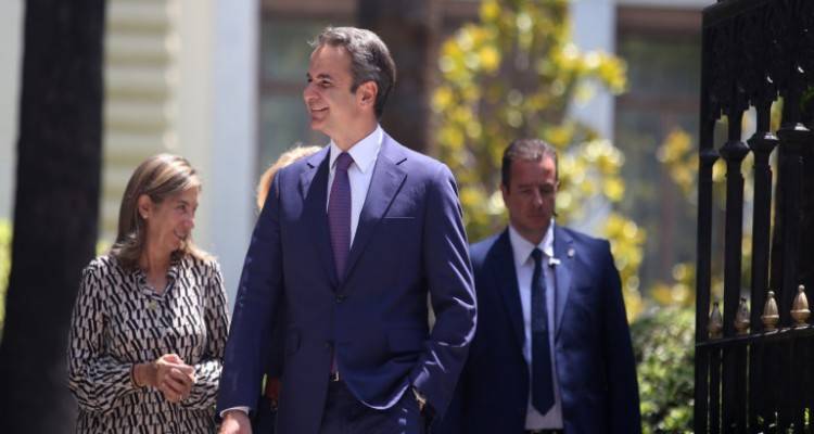 Στις ΗΠΑ ο Μητσοτάκης: Επιδιώξεις και προσδοκίες | Συναντήσεις με ηγέτες, στο επίκεντρο οικονομία, ελληνοτουρκικά και προσφυγικό