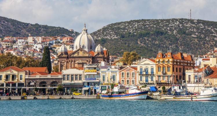 &Kappa;&omicron;&rho;&omega;&nu;&omicron;ϊό&sigmaf;: &Epsilon;&kappa;&tau;&alpha;&kappa;&tau;&alpha; &pi;&epsilon;&rho;&iota;&omicron;&rho;&iota;&sigma;&tau;&iota;&kappa;ά &mu;έ&tau;&rho;&alpha; &kappa;&alpha;&iota; &sigma;&tau;&eta;&nu; &Lambda;έ&sigma;&beta;&omicron; | &Eta; &alpha;&nu;&alpha;&kappa;&omicron;ί&nu;&omega;&sigma;&eta; &Chi;&alpha;&rho;&delta;&alpha;&lambda;&iota;ά