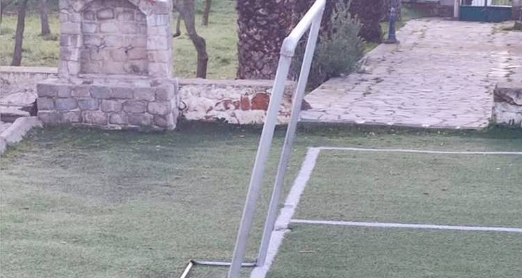 &Delta;&eta;&mu;&omicron;&tau;&iota;&kappa;ό &Sigma;&chi;&omicron;&lambda;&epsilon;ί&omicron; &Kappa;&omicron;&nu;&tau;&omicron;&pi;&omicron;&upsilon;&lambda;ί&omicron;&upsilon;: &Nu;έ&epsilon;&sigmaf; &phi;&theta;&omicron;&rho;έ&sigmaf; &sigma;&tau;&omicron;&nu; &pi;&rho;&omicron;&alpha;ύ&lambda;&iota;&omicron; &chi;ώ&rho;&omicron;