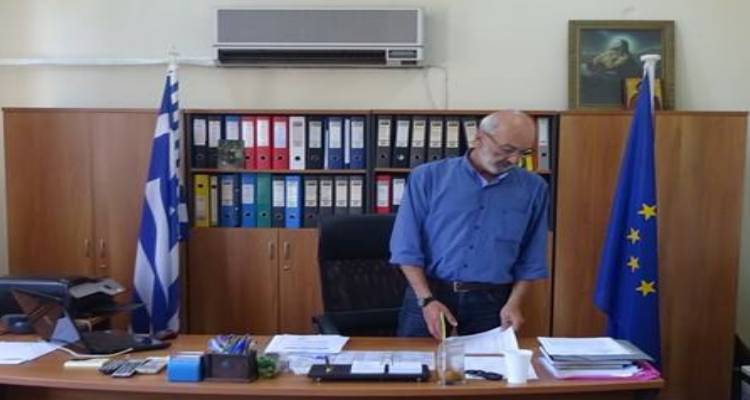 &Omicron; &Epsilon;&rho;&upsilon;&theta;&rho;ό&sigmaf; &Sigma;&tau;&alpha;&upsilon;&rho;ό&sigmaf; &Lambda;ή&mu;&nu;&omicron;&upsilon; &kappa;&alpha;&lambda;&omega;&sigma;&omicron;&rho;ί&zeta;&epsilon;&iota; &kappa;&alpha;&iota; &sigma;&upsilon;&gamma;&chi;&alpha;ί&rho;&epsilon;&iota; &tau;&omicron; &Theta;&omicron;&delta;&omega;&rho;ή &Mu;&omicron;&nu;&omicron;&kappa;&rho;&omicron;ύ&sigma;&omicron;