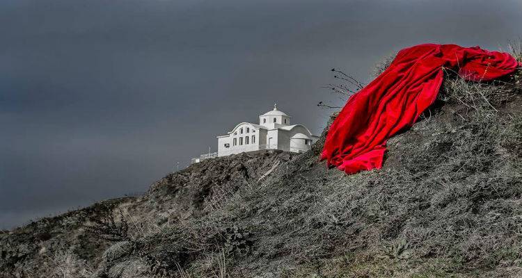 &laquo;&Kappa;ό&kappa;&kappa;&iota;&nu;&omicron; &Beta;&epsilon;&lambda;&omicron;ύ&delta;&omicron;&raquo; &alpha;&pi;ό &tau;&eta; &Lambda;&alpha;ϊ&kappa;ή &Sigma;&kappa;&eta;&nu;ή &Mu;&Epsilon;&Alpha;&Sigma; &Lambda;&Eta;&Mu;&Nu;&Omicron;&Sigma;