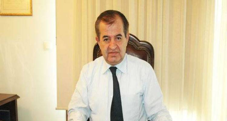 &Pi;έ&theta;&alpha;&nu;&epsilon; &omicron; &pi;&epsilon;&rho;&iota;&phi;&epsilon;&rho;&epsilon;&iota;ά&rho;&chi;&eta;&sigmaf; &Alpha;&nu;. &Mu;&alpha;&kappa;&epsilon;&delta;&omicron;&nu;ί&alpha;&sigmaf;- &Theta;&rho;ά&kappa;&eta;&sigmaf; &Gamma;&iota;ώ&rho;&gamma;&omicron;&sigmaf; &Pi;&alpha;&upsilon;&lambda;ί&delta;&eta;&sigmaf;