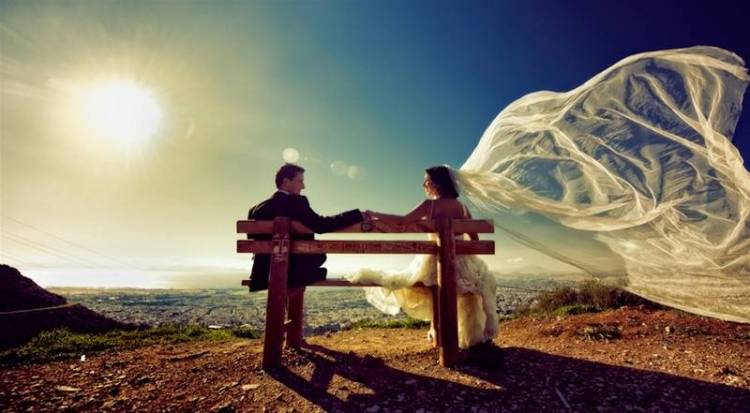 Έ&kappa;&theta;&epsilon;&sigma;&eta; &phi;&omega;&tau;&omicron;&gamma;&rho;&alpha;&phi;ί&alpha;&sigmaf; &tau;&omicron;&upsilon; &Lambda;&eta;&mu;&nu;&iota;&omicron;ύ &Kappa;&omicron;&sigma;&mu;ά &Kappa;&omicron;&upsilon;&mu;&iota;&alpha;&nu;&omicron;ύ