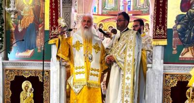 &Omicron; &Mu;&eta;&tau;&rho;&omicron;&pi;&omicron;&lambda;ί&tau;&eta;&sigmaf; &Lambda;ή&mu;&nu;&omicron;&upsilon; &kappa;. &Iota;&epsilon;&rho;ό&theta;&epsilon;&omicron;&sigmaf; &tau;ί&mu;&eta;&sigma;&epsilon; &mu;&epsilon; &lambda;ό&gamma;&omicron; &kappa;&alpha;&iota; &pi;&alpha;&rho;&omicron;&upsilon;&sigma;ί&alpha; &tau;&eta;&nu; &pi;&alpha;&nu;ή&gamma;&upsilon;&rho;&eta; &tau;&omega;&nu; &Alpha;&gamma;ί&omega;&nu; &Kappa;&omega;&nu;&sigma;&tau;&alpha;&nu;&tau;ί&nu;&omicron;&upsilon; &kappa;&alpha;&iota; &Epsilon;&lambda;έ&nu;&eta;&sigmaf; &sigma;&tau;&omicron;&nu; &Beta;ό&lambda;&omicron;