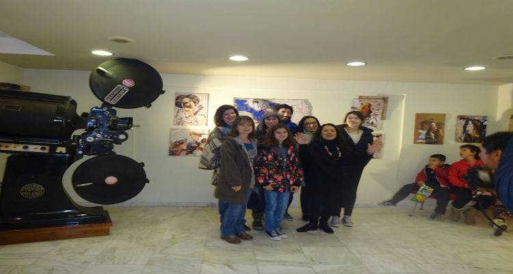 &Epsilon;&nu;&tau;&upsilon;&pi;&omega;&sigma;ί&alpha;&sigma;&alpha;&nu; &gamma;&iota;&alpha; ά&lambda;&lambda;&eta; &mu;&iota;&alpha; &phi;&omicron;&rho;ά &omicron;&iota; &mu;&alpha;&theta;&eta;&tau;έ&sigmaf; &tau;&omicron;&upsilon; &Lambda;&Tau;&Epsilon; &Lambda;ή&mu;&nu;&omicron;&upsilon; | Pop art &kappa;&omicron;&lambda;&lambda;ά&zeta; &sigma;&tau;&omicron; &phi;&omicron;&upsilon;&alpha;&gamma;&iota;έ &tau;&omicron;&upsilon; &Mu;&alpha;&rho;&omicron;ύ&lambda;&alpha; (photos)