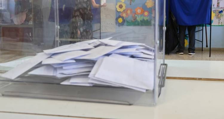 &Delta;&eta;&mu;&omicron;&sigma;&kappa;ό&pi;&eta;&sigma;&eta; Interview: &Pi;&rho;&omicron;&beta;ά&delta;&iota;&sigma;&mu;&alpha; &gamma;&iota;&alpha; &tau;&eta; &Nu;&Delta; &mu;&epsilon; 12,2% -&Sigma;&tau;&alpha;&theta;&epsilon;&rho;ά &delta;&epsilon;ύ&tau;&epsilon;&rho;&omicron; &tau;&omicron; &Pi;&Alpha;&Sigma;&Omicron;&Kappa;, &tau;&rho;ί&tau;&omicron; &tau;&omicron; &kappa;ό&mu;&mu;&alpha; &Kappa;&alpha;&rho;&upsilon;&sigma;&tau;&iota;&alpha;&nu;&omicron;ύ