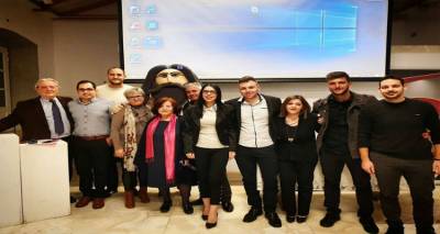 &Alpha;&upsilon;&tau;&omicron;ί &epsilon;ί&nu;&alpha;&iota; &omicron;&iota; 7 &pi;&rho;ώ&tau;&omicron;&iota; &kappa;&rho;&iota;&tau;έ&sigmaf; &mu;&pi;ά&sigma;&kappa;&epsilon;&tau; &alpha;&pi;ό &tau;&eta; &Lambda;ή&mu;&nu;&omicron; (mp3)