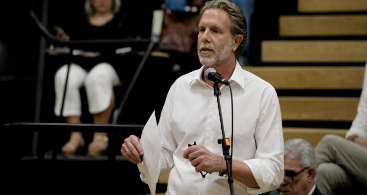 ΚΙΝΑΛ: Κατεβαίνει υποψήφιος και ο Παύλος Γερουλάνος | Ζητά παράταση για να μαζέψει υπογραφές