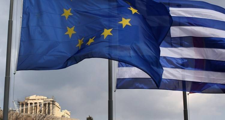 Alco: &Tau;&omicron; 57% &tau;&omega;&nu; &Epsilon;&lambda;&lambda;ή&nu;&omega;&nu; &upsilon;&pi;έ&rho; &tau;&eta;&sigmaf; &sigma;&upsilon;&mu;&phi;&omega;&nu;ί&alpha;&sigmaf;