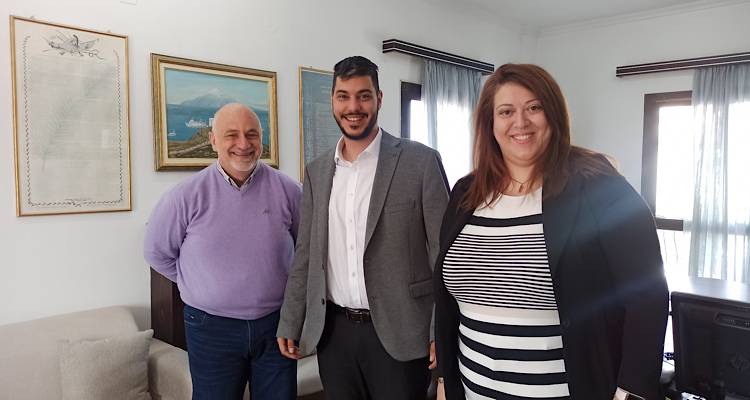 &Nu;έ&omicron; &alpha;ί&mu;&alpha; &sigma;&tau;&omicron; &Epsilon;&pi;&alpha;&rho;&chi;&epsilon;ί&omicron; &Lambda;ή&mu;&nu;&omicron;&upsilon;