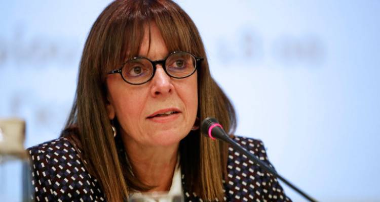 Αικατερίνη Σακελλαροπούλου: Εξελέγη με 261 ψήφους νέα Πρόεδρος της Δημοκρατίας