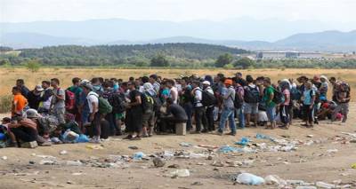 ΝΔ: Κίνδυνος για τη δημόσια υγεία από τον εγκλωβισμό χιλιάδων προσφύγων στη χώρα